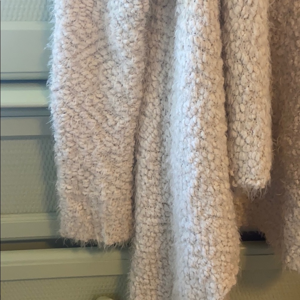 Sweater - Picture 2 of 3